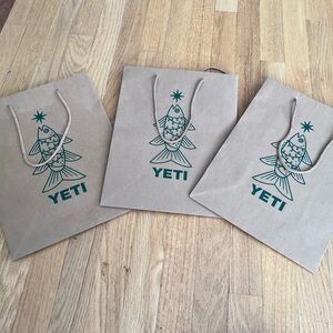 NEW SET LOT of 3 YETI 10"x13" FISH GIFT BAG YETI W/3 Cooler Gift Tags Set of 6